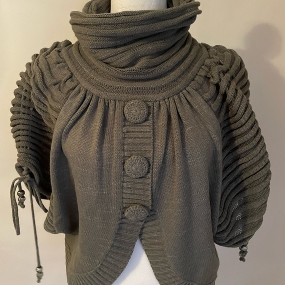 VO Jeans Women’s Gray Cowl Neck Sweater Cover Three Button Tie Cap Sleeve